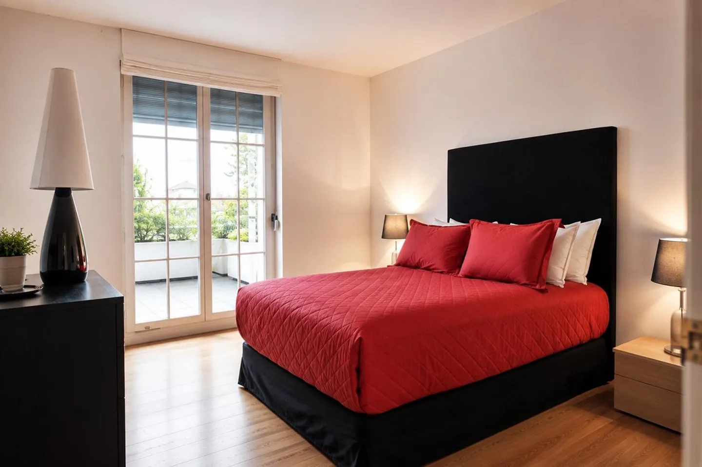 Appartement exécutif de luxe 3 chambres avec balcon privé | Salle de sport, sauna - Photo 10 sur 11