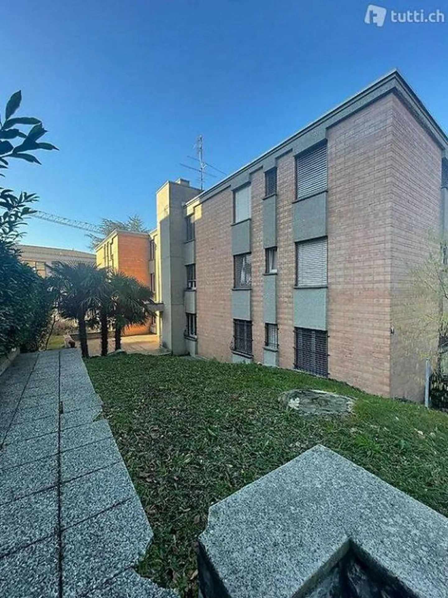 RUVIGLIANA | OFFICE FOR RENT - Photo 1 of 4