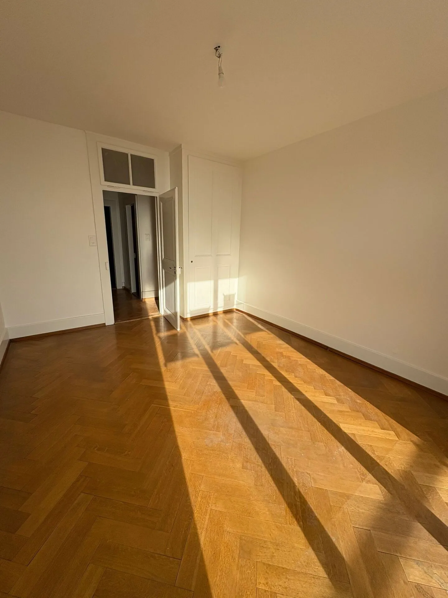 Appartement de 4 pièces au 2ème étage - Photo 4 sur 11