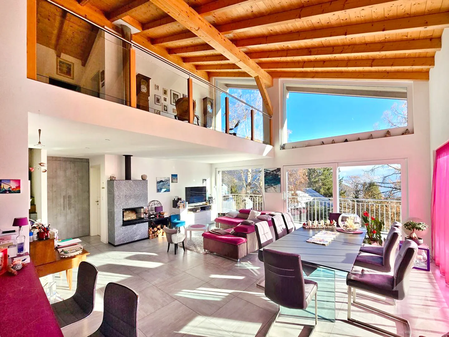 Individual Villa with 2 Independent Apartments - Photo 3 of 35