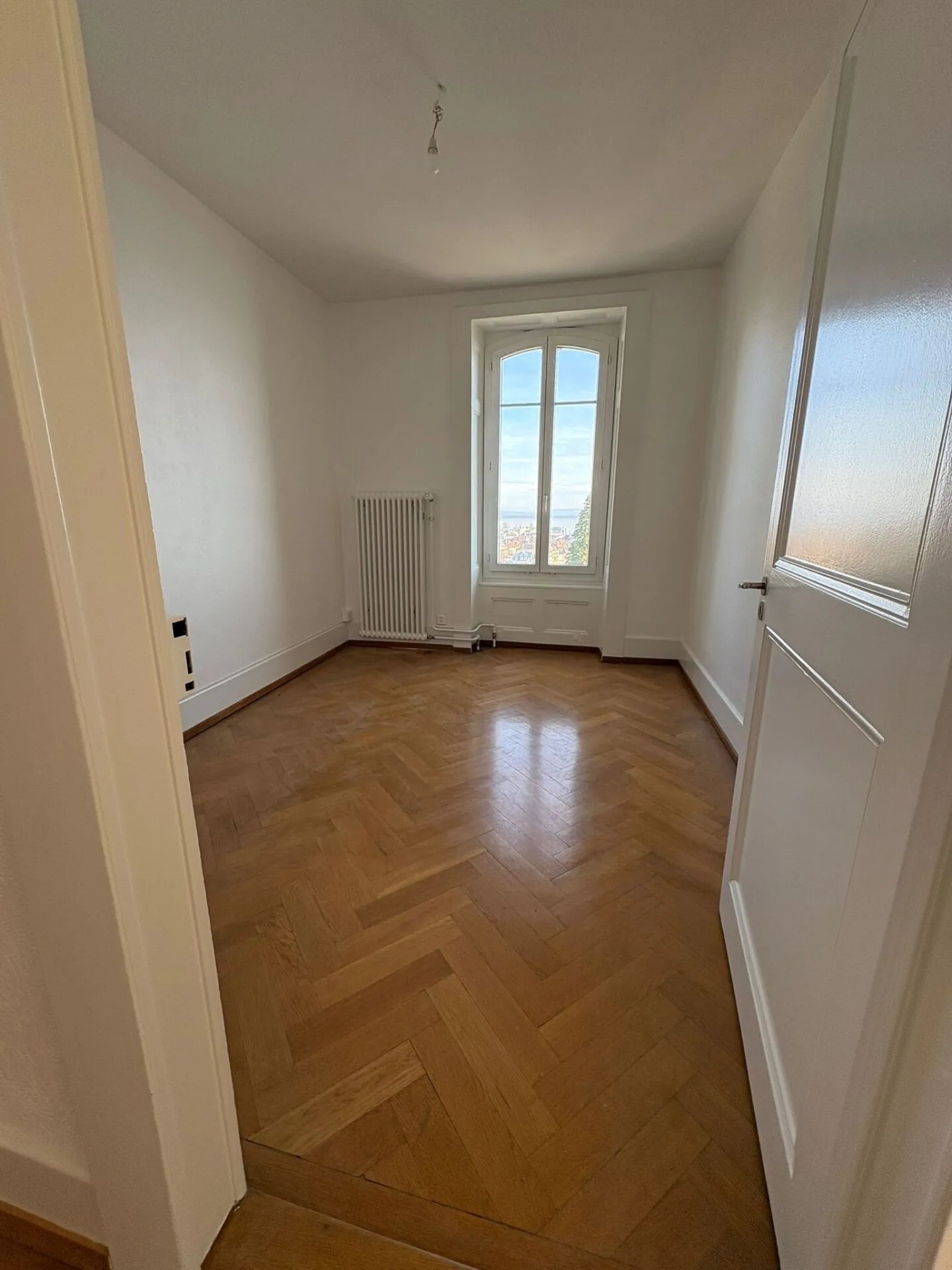 Appartement de 4 pièces au 2ème étage - Photo 6 sur 11