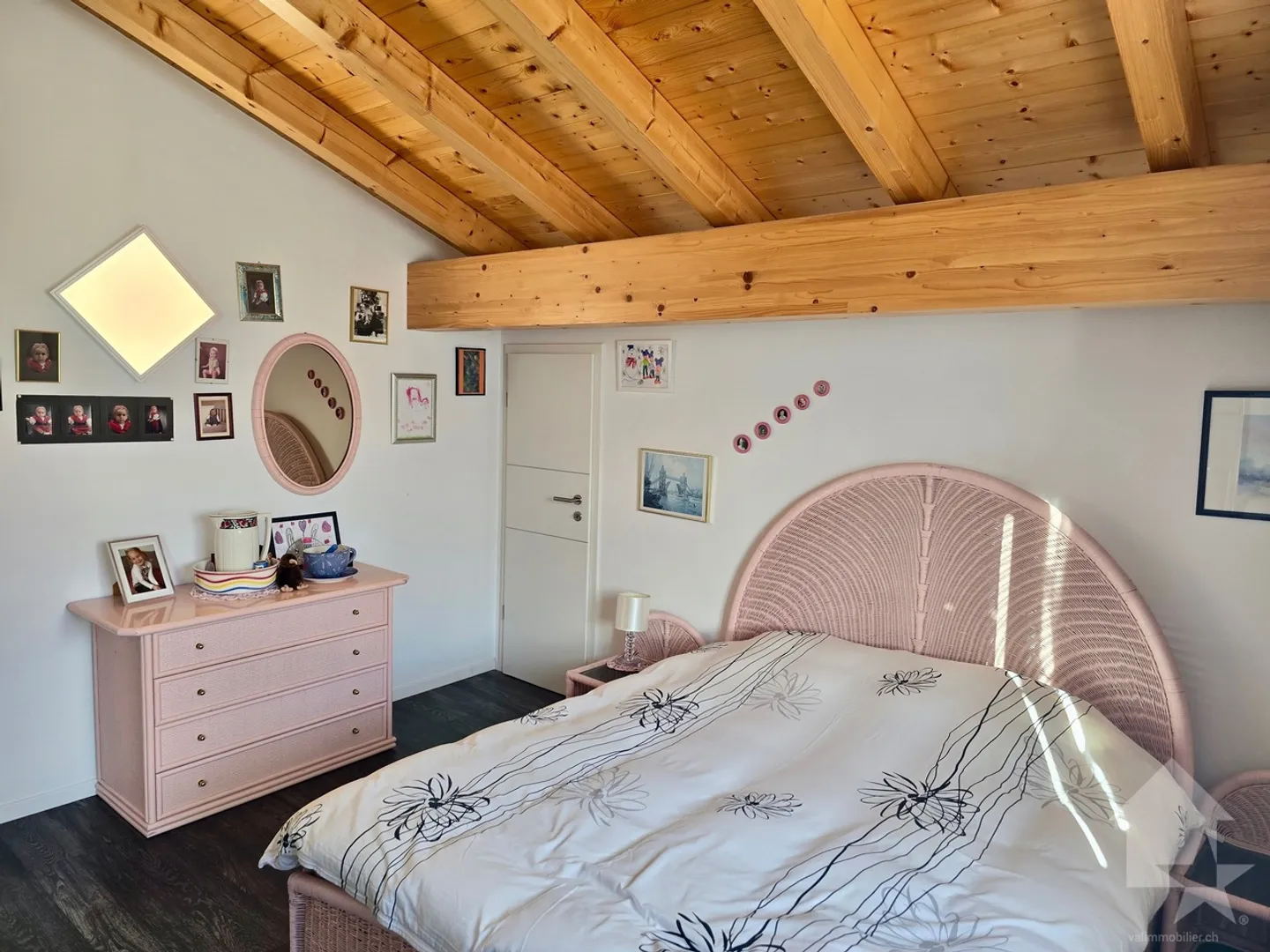 Individual Villa with 2 Independent Apartments - Photo 8 of 35
