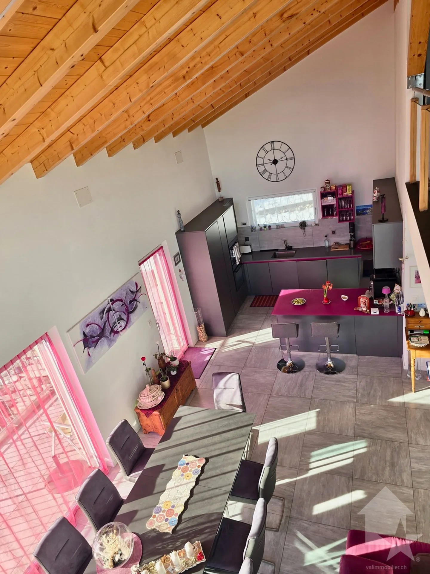 Individual Villa with 2 Independent Apartments - Photo 9 of 35