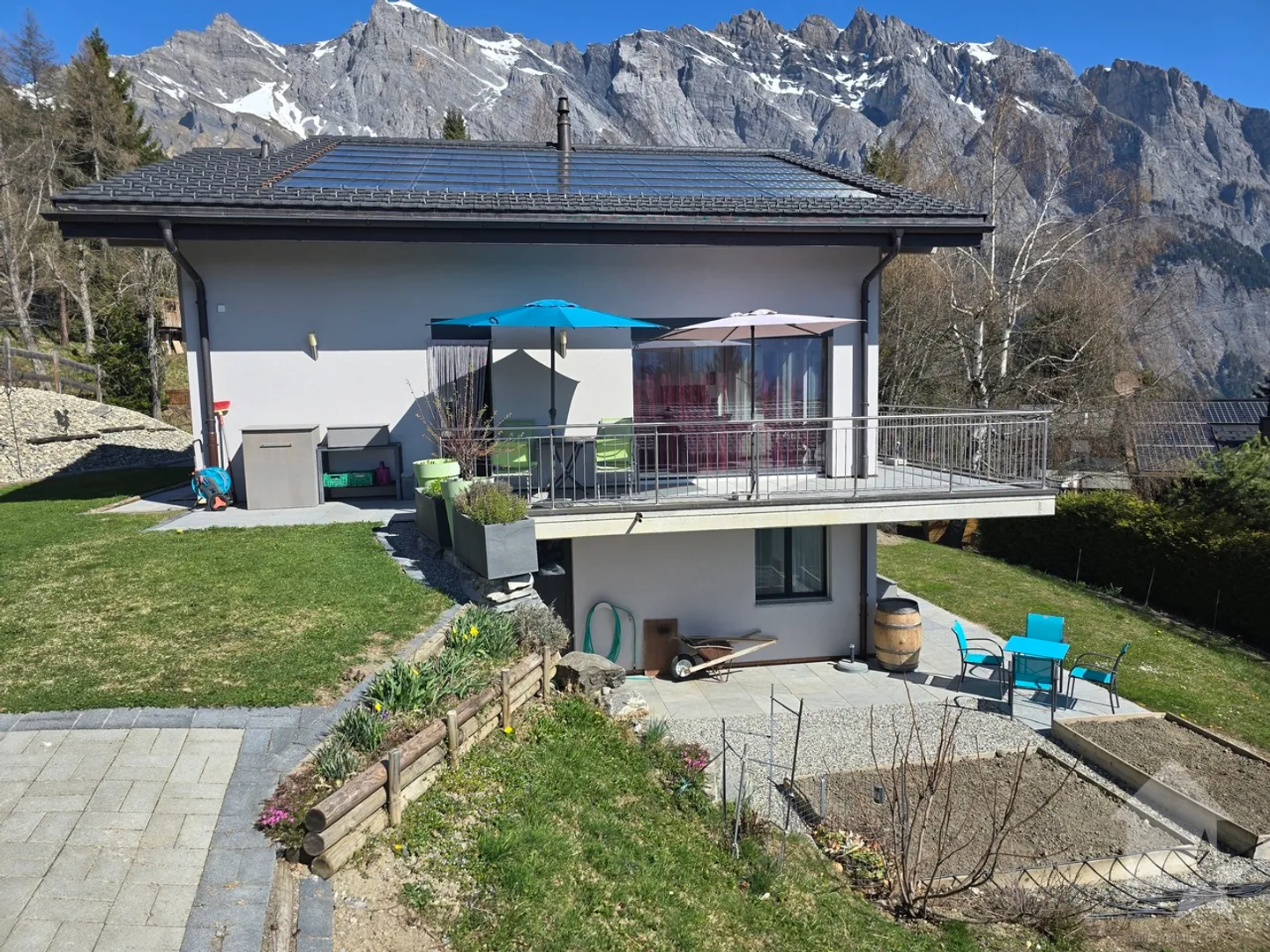 Individual Villa with 2 Independent Apartments - Photo 32 of 35