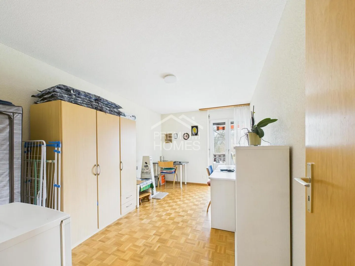 Helles Apartment mit Balkon - Foto 3 von 12