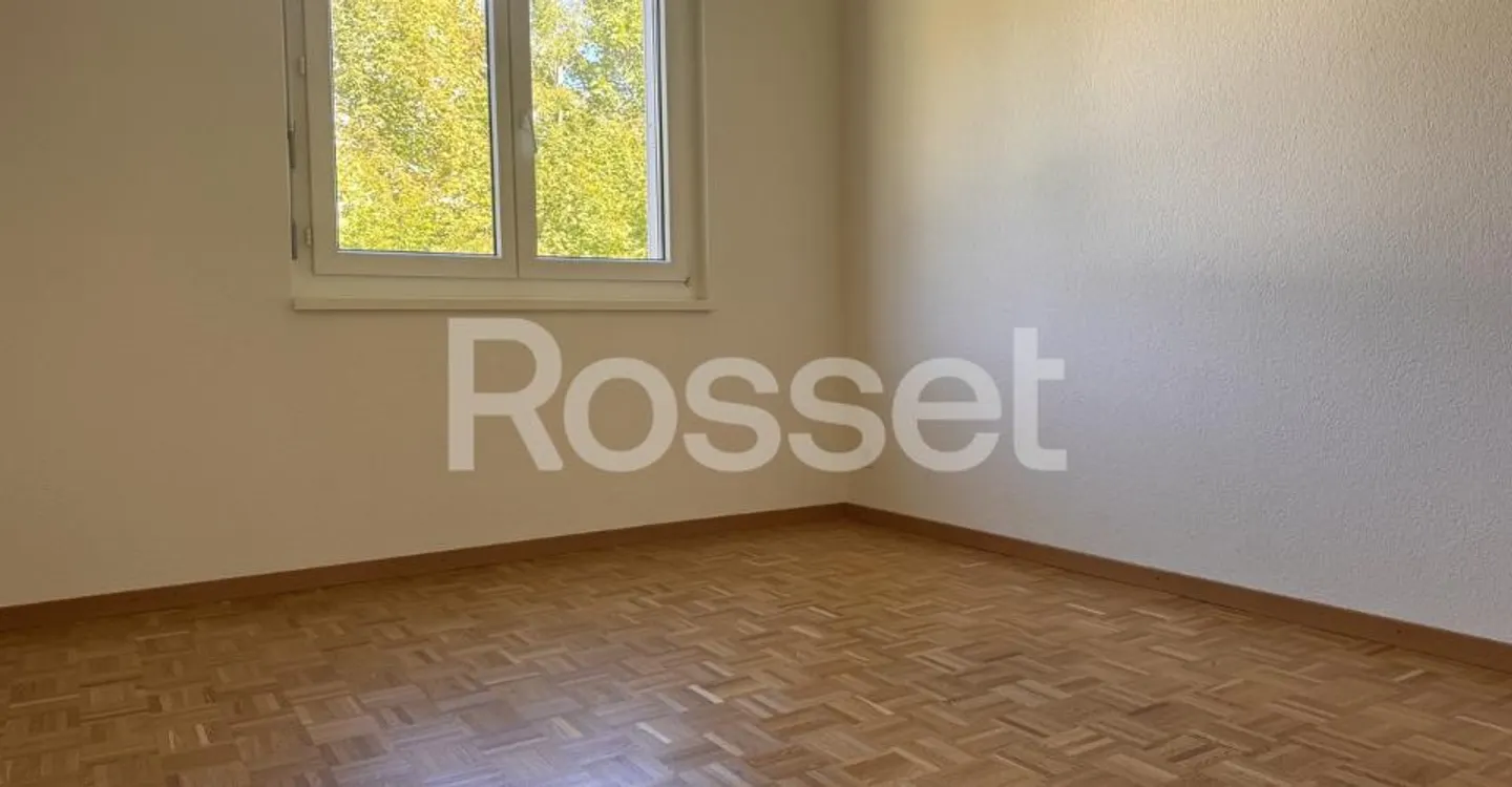 Charmant Appartement 3 Pièces - Photo 2 sur 7