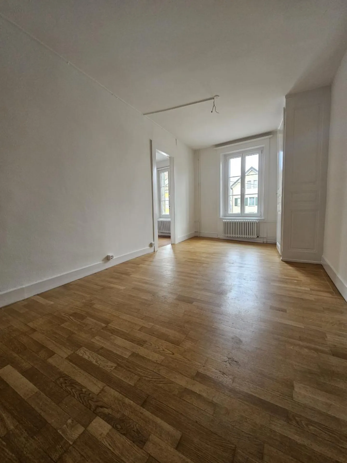 Appartamento con 5,5 stanze al 1° piano con cantina - Foto 7 di 8
