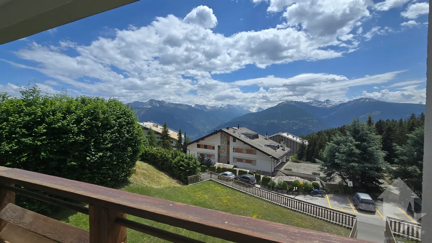 Nel cuore della città, appartamento luminoso con balcone sud - Foto 7 di 11