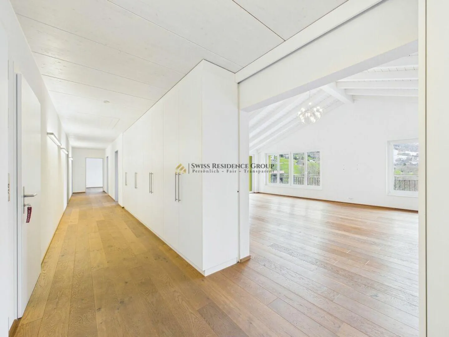 Exklusive 5.5-Zimmer-Attikawohnung mit Panoramasicht & grosszügigen... - Photo 11 of 31