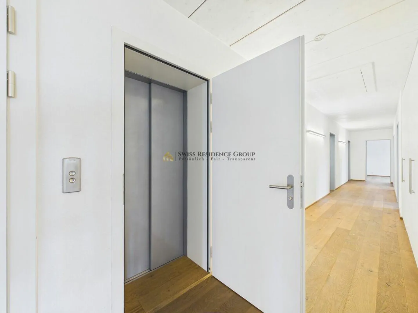 Exklusive 5.5-Zimmer-Attikawohnung mit Panoramasicht & grosszügigen... - Photo 30 of 31