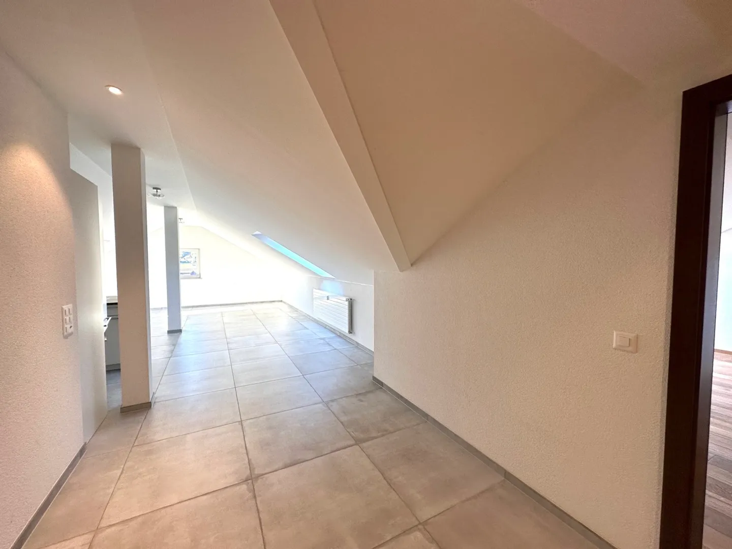 Appartamento in affitto - Foto 5 di 12