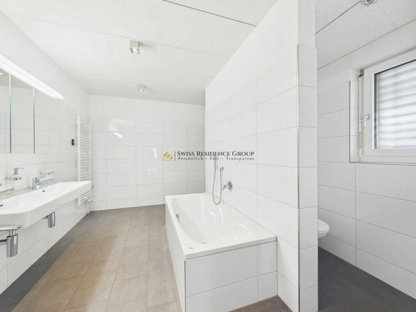 Exklusive 5.5-Zimmer-Attikawohnung mit Panoramasicht & grosszügigen... - Photo 18 of 31