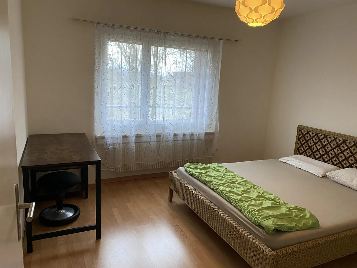 Camera condivisa arredata in affitto - Foto 1 di 4