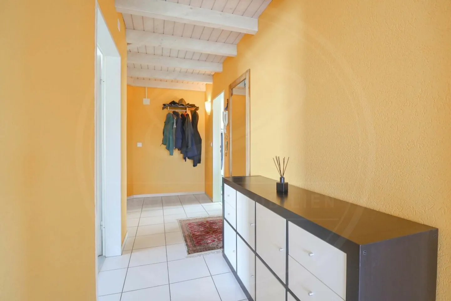 VERKAUFT - Die ideale Wohnung für den Start ins Eigentum: kompakt, charmant und zentral gelegen - Foto 9 di 13