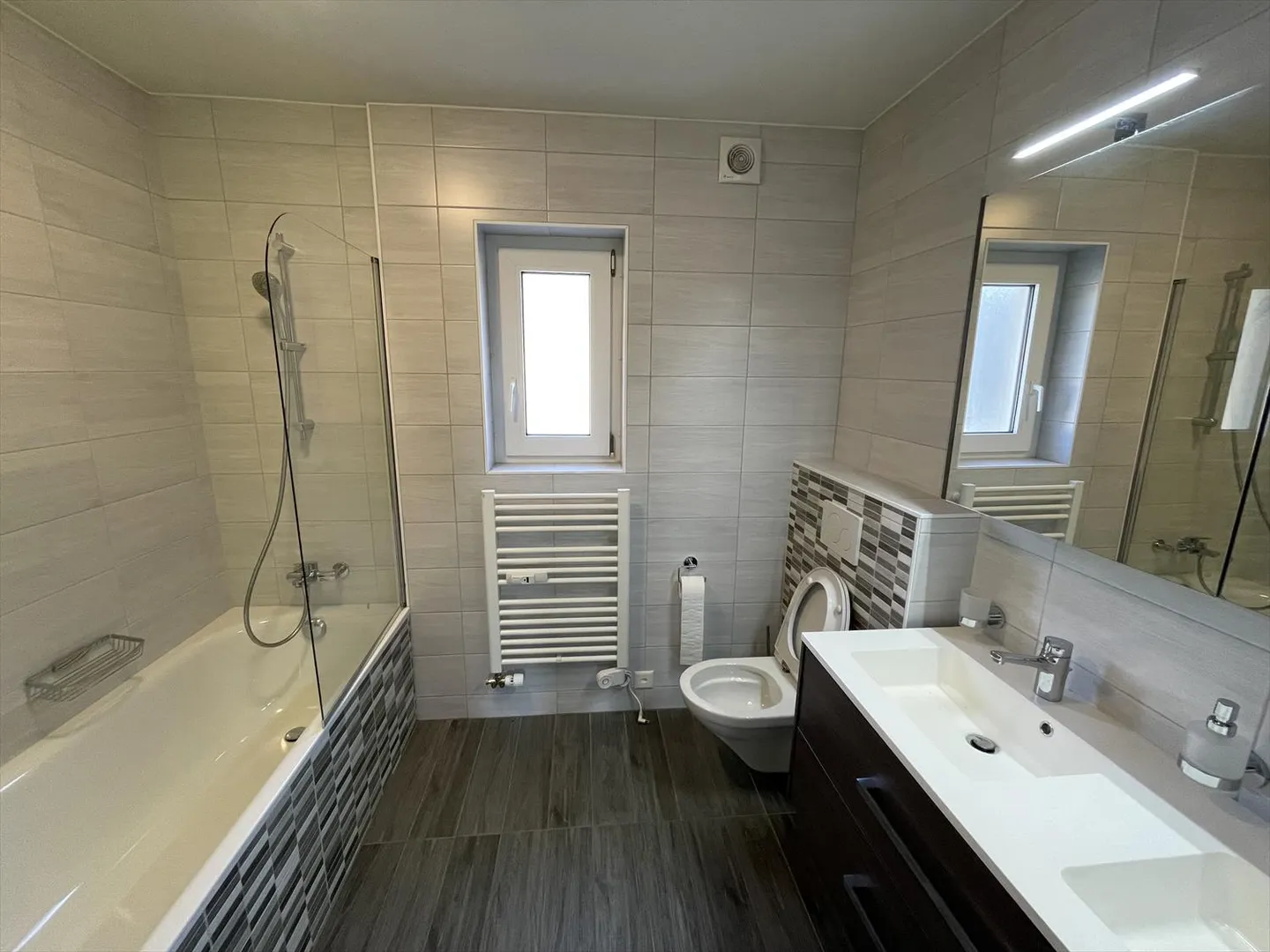 Appartamento 5.5 stanze - Foto 4 di 9