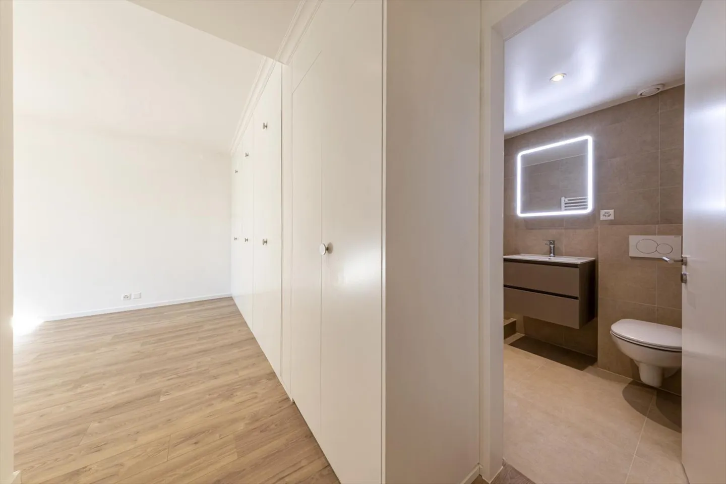 Appartement 6 pièces - Photo 5 sur 7