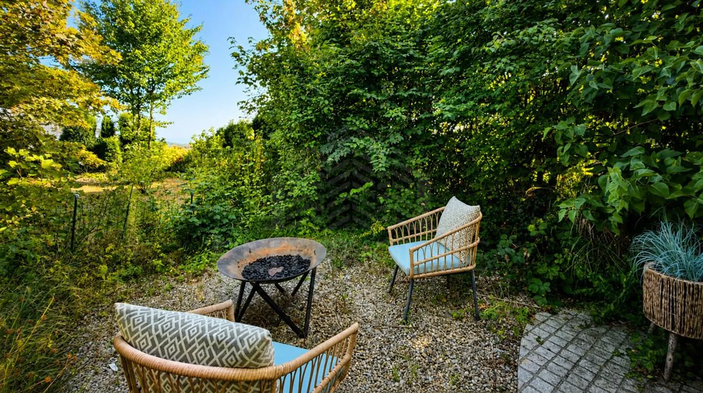 Charmantes Familienhaus mit Garten - Foto 7 von 7