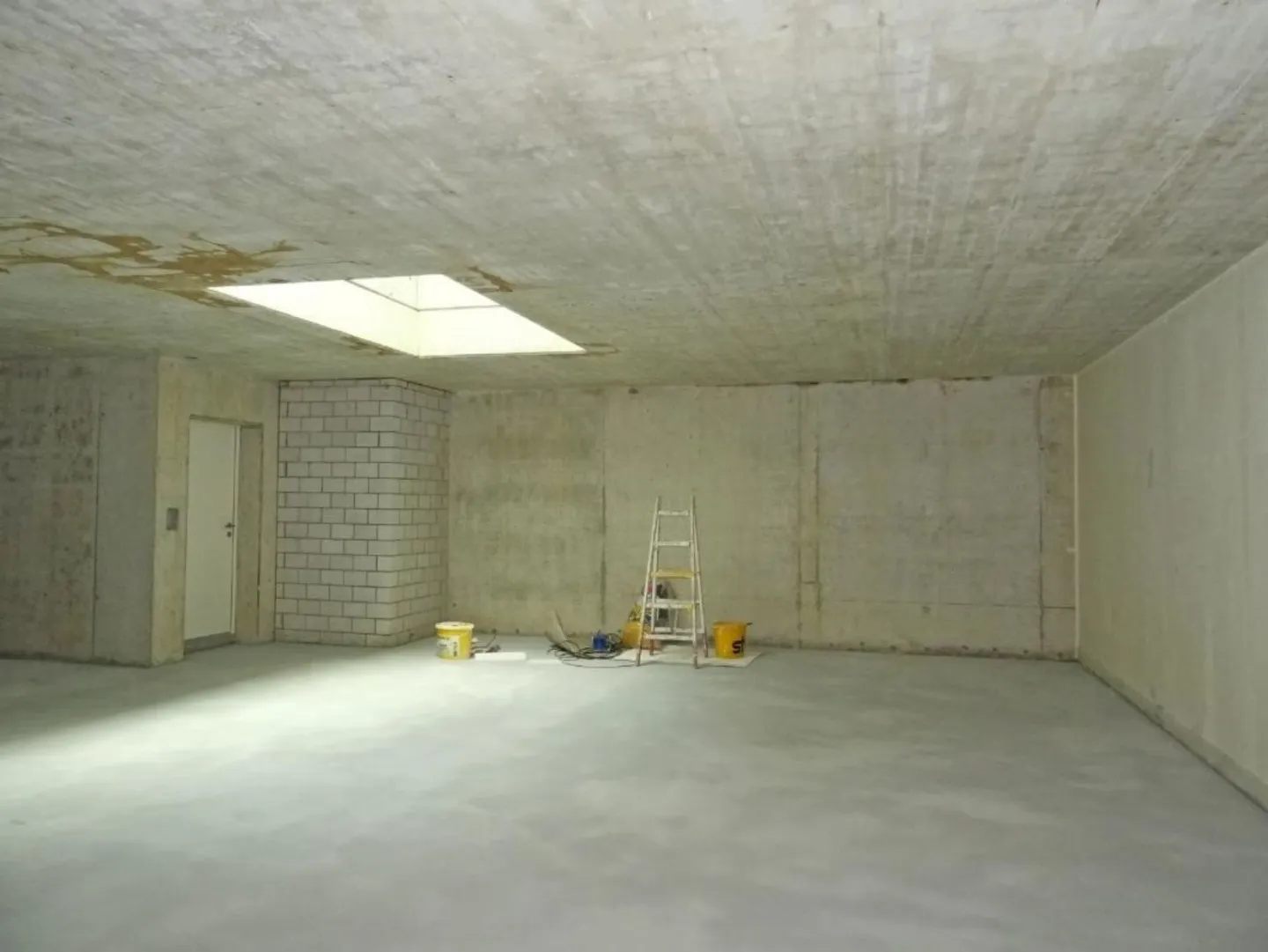 Spazio di stoccaggio di 258m² in una posizione centrale - Foto 1 di 2