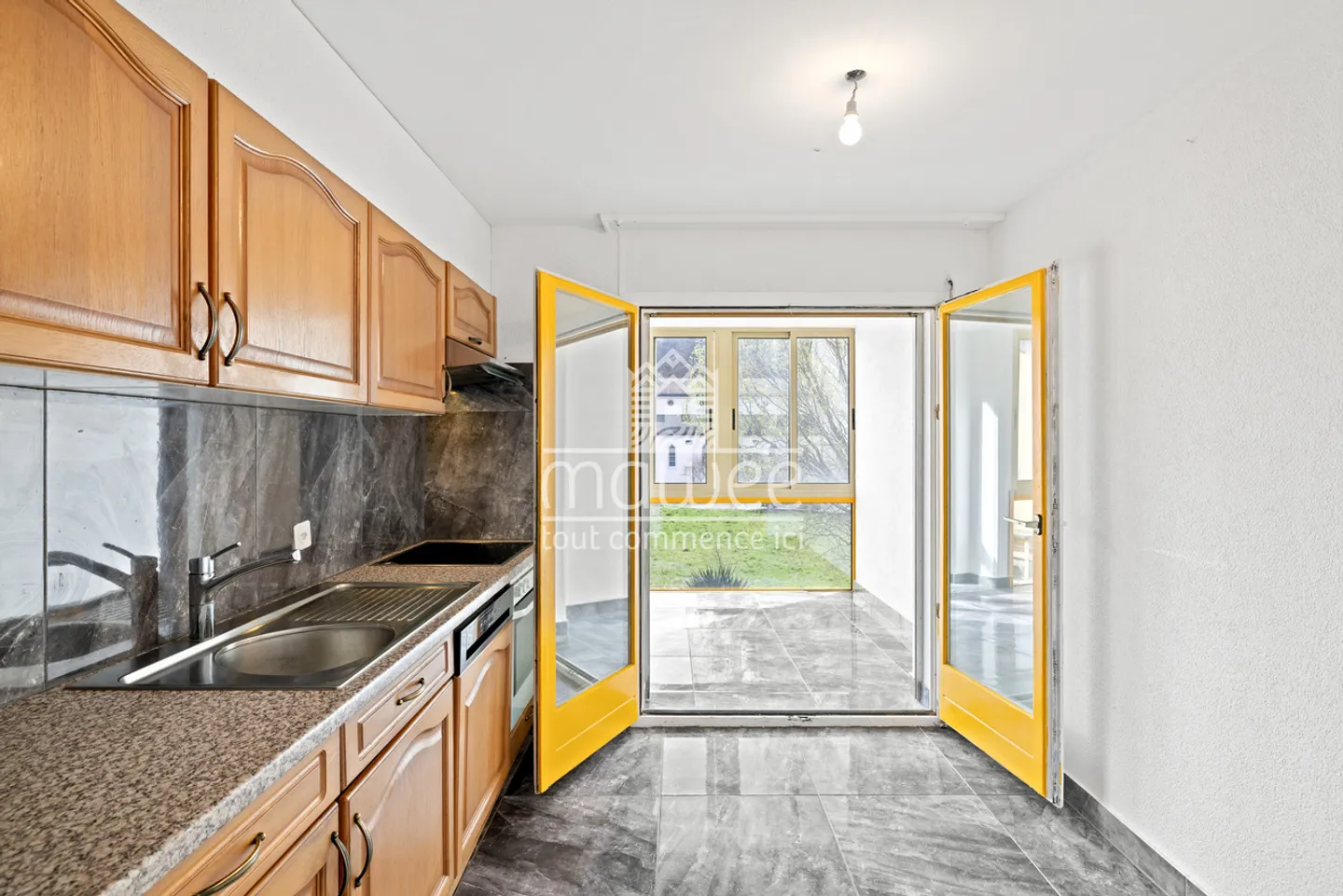 Geräumiges Apartment mit Loggia - Foto 5 von 15