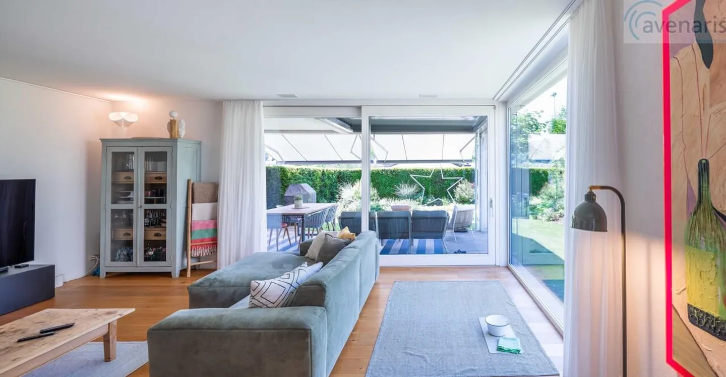 Beautiful 5.5-room double-family house in a sunny location - Photo 4 of 14