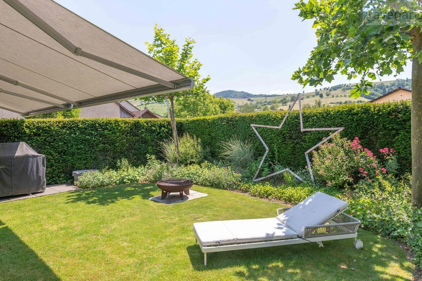 Beautiful 5.5-room double-family house in a sunny location - Photo 6 of 14