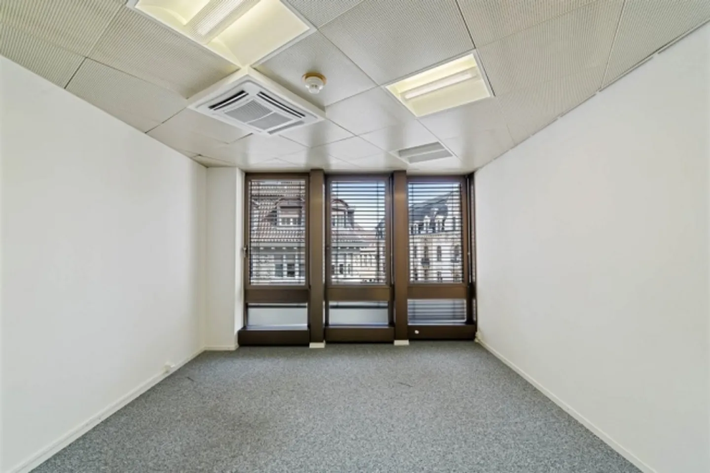 Zentrales Büro in Basel - Foto 1 von 8