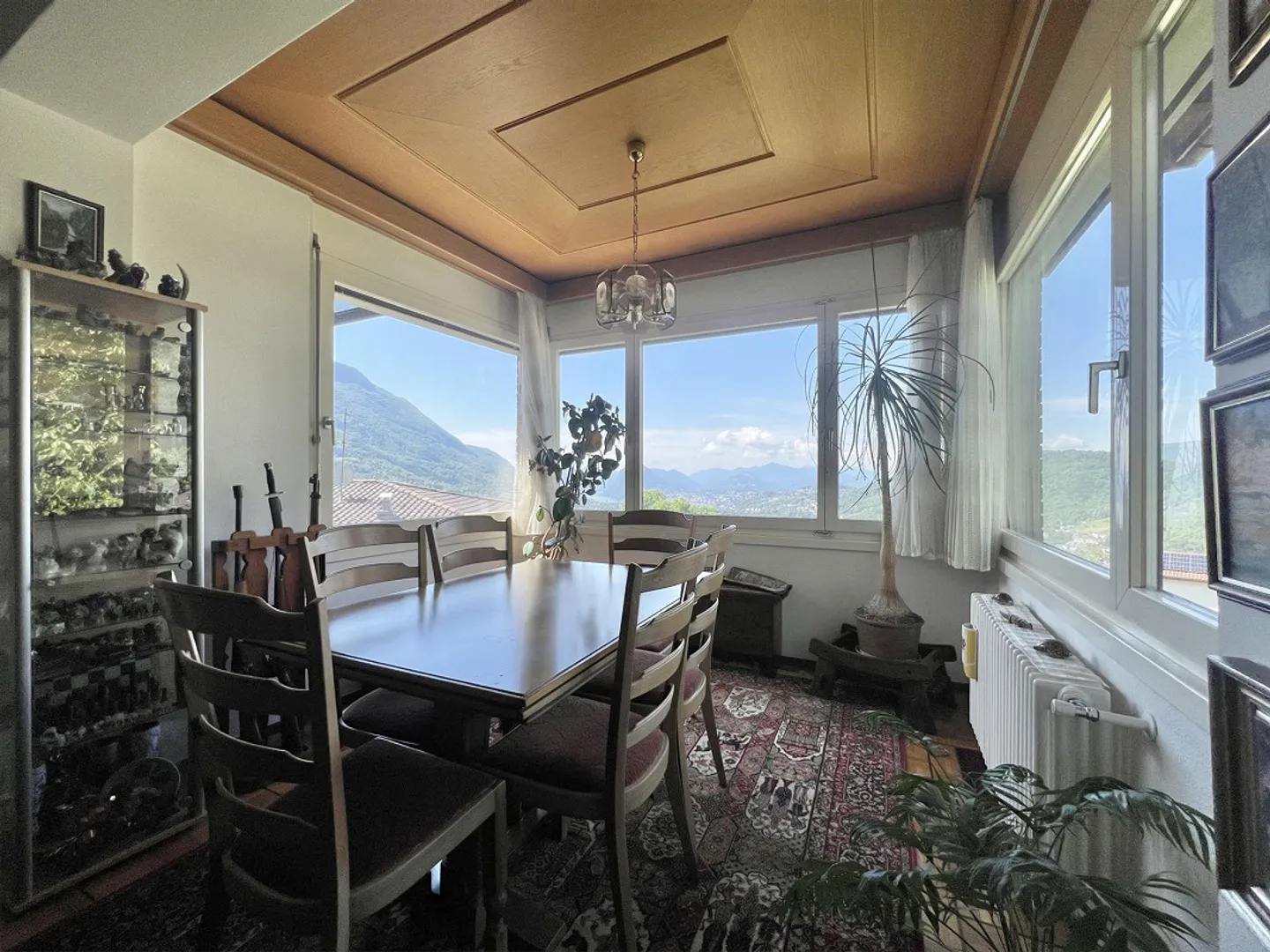 VILLA BIFAMILIARE 8.5 LOCALI + TERRENO EDIFICABILE A SONVICO - Foto 3 di 9