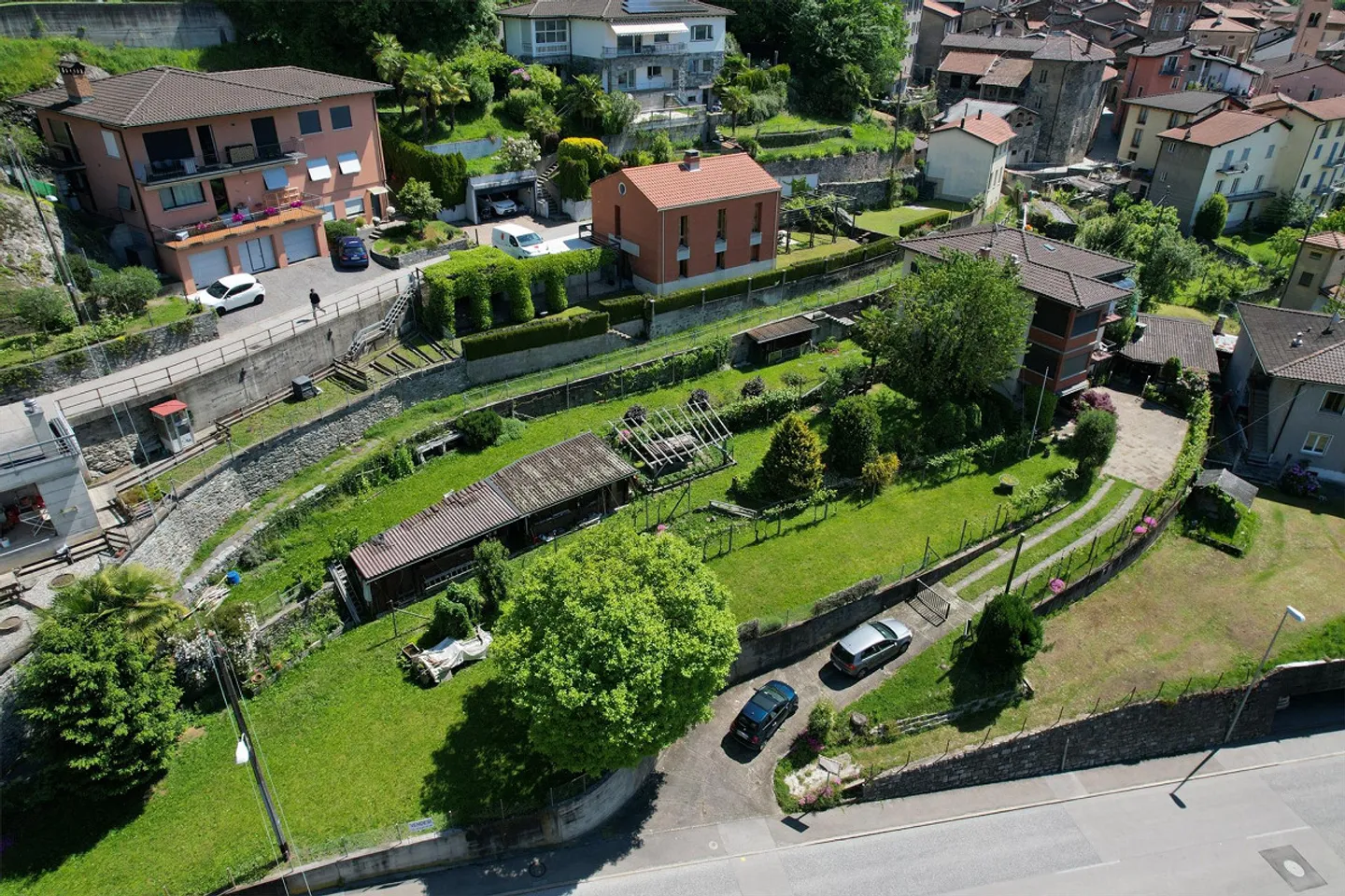 VILLA BIFAMILIARE 8.5 LOCALI + TERRENO EDIFICABILE A SONVICO - Foto 9 di 9