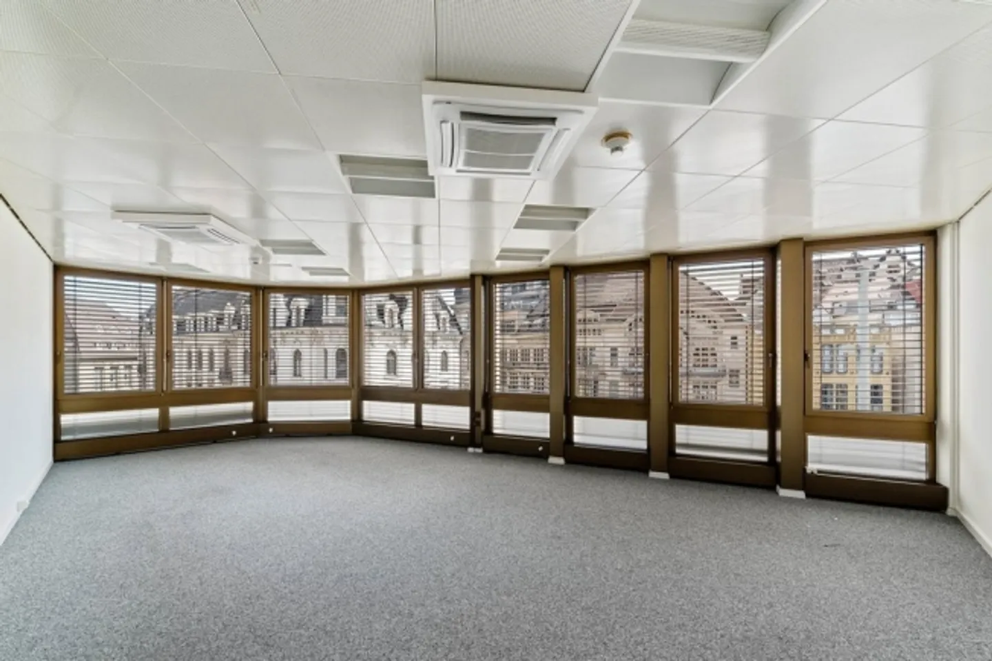 Zentrales Büro in Basel - Foto 4 von 8