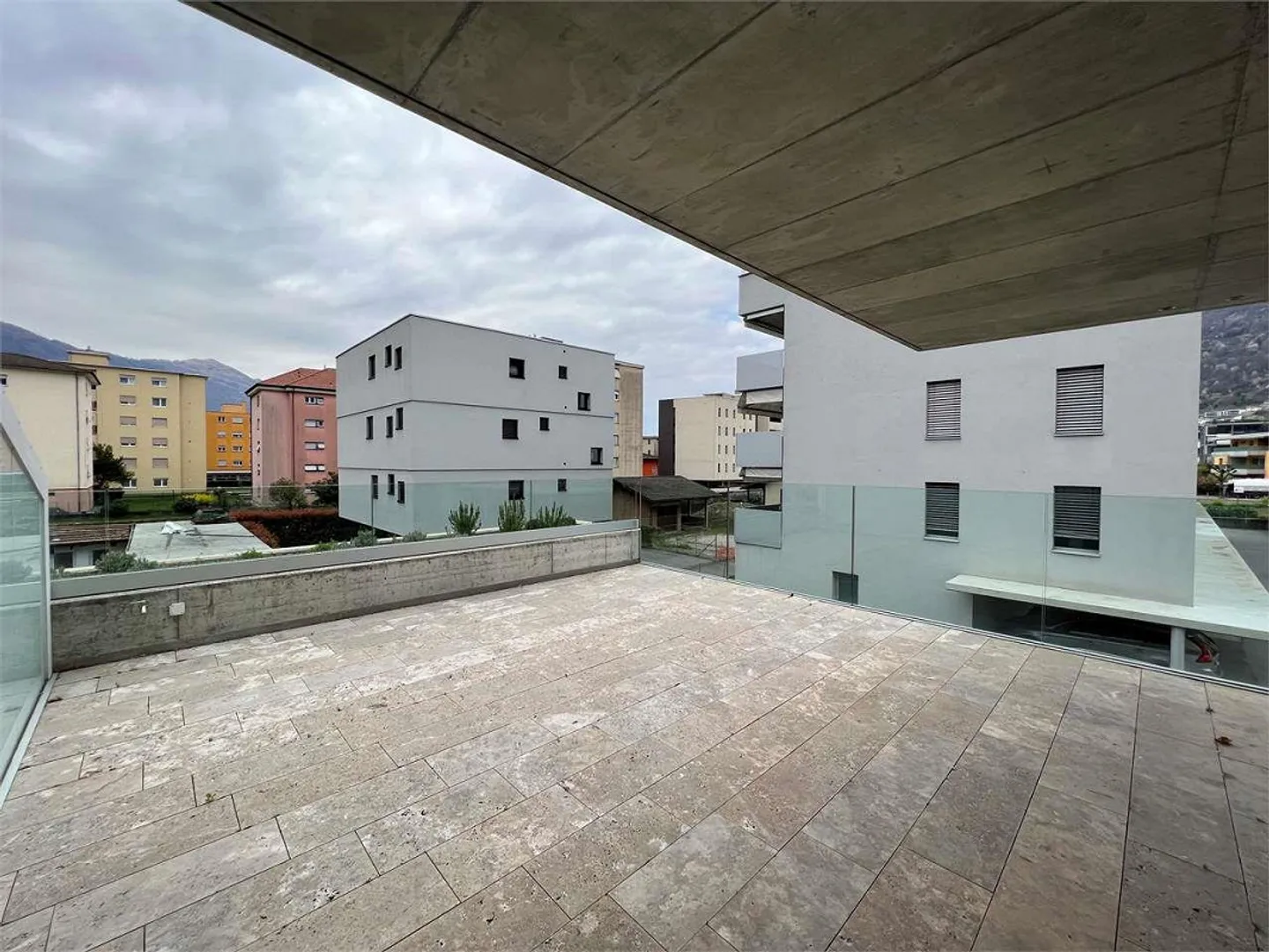 Rif. 2371 Bellinzona, modernes 3.5-Zimmer-Wohnung mit großer Terrasse - Foto 8 von 9