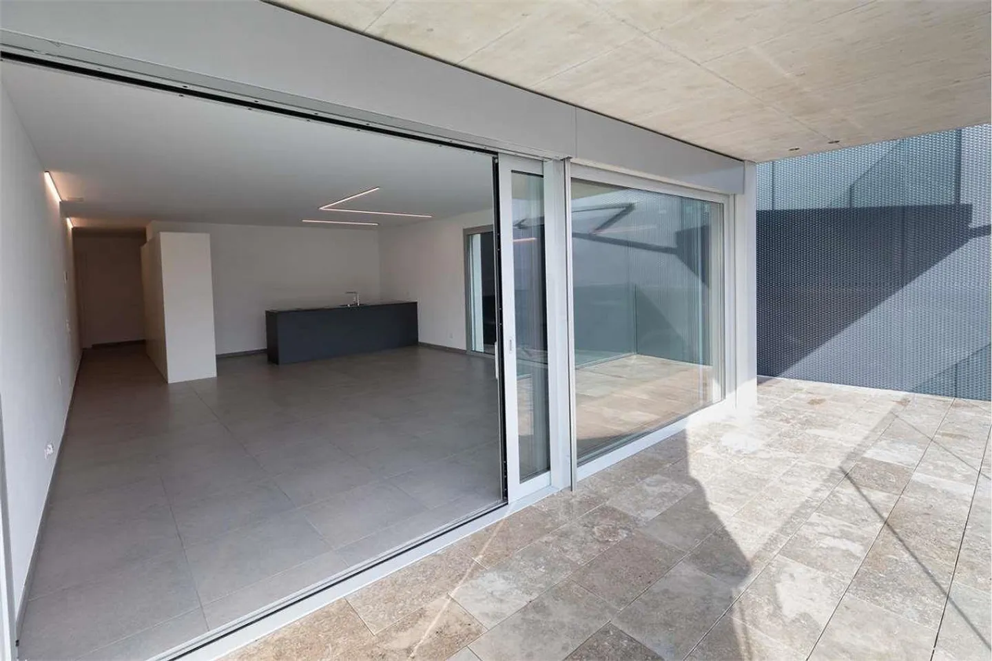 Rif. 2371 Bellinzona, modernes 3.5-Zimmer-Wohnung mit großer Terrasse - Foto 9 von 9