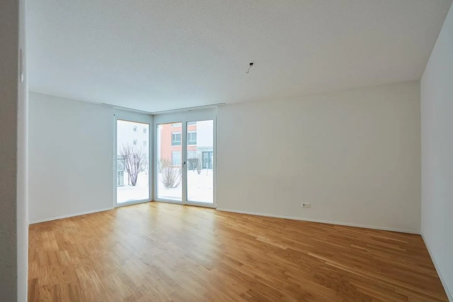 Moderne 4.5 Zimmerwohnung an zentraler und ruhiger Lage - Foto 4 von 9