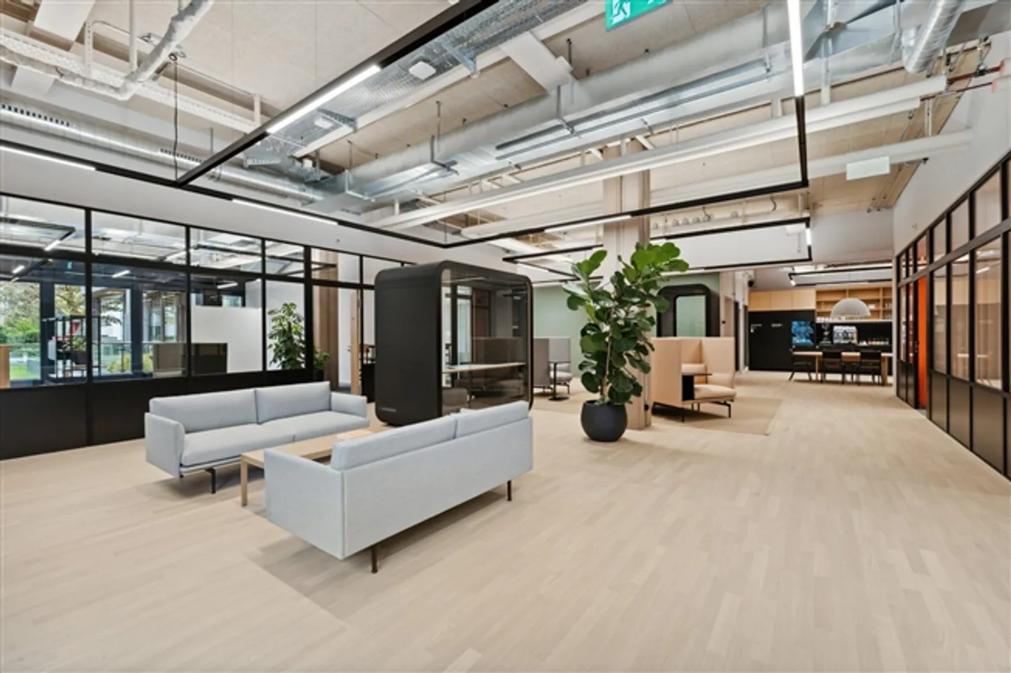 Office - Photo 3 of 10