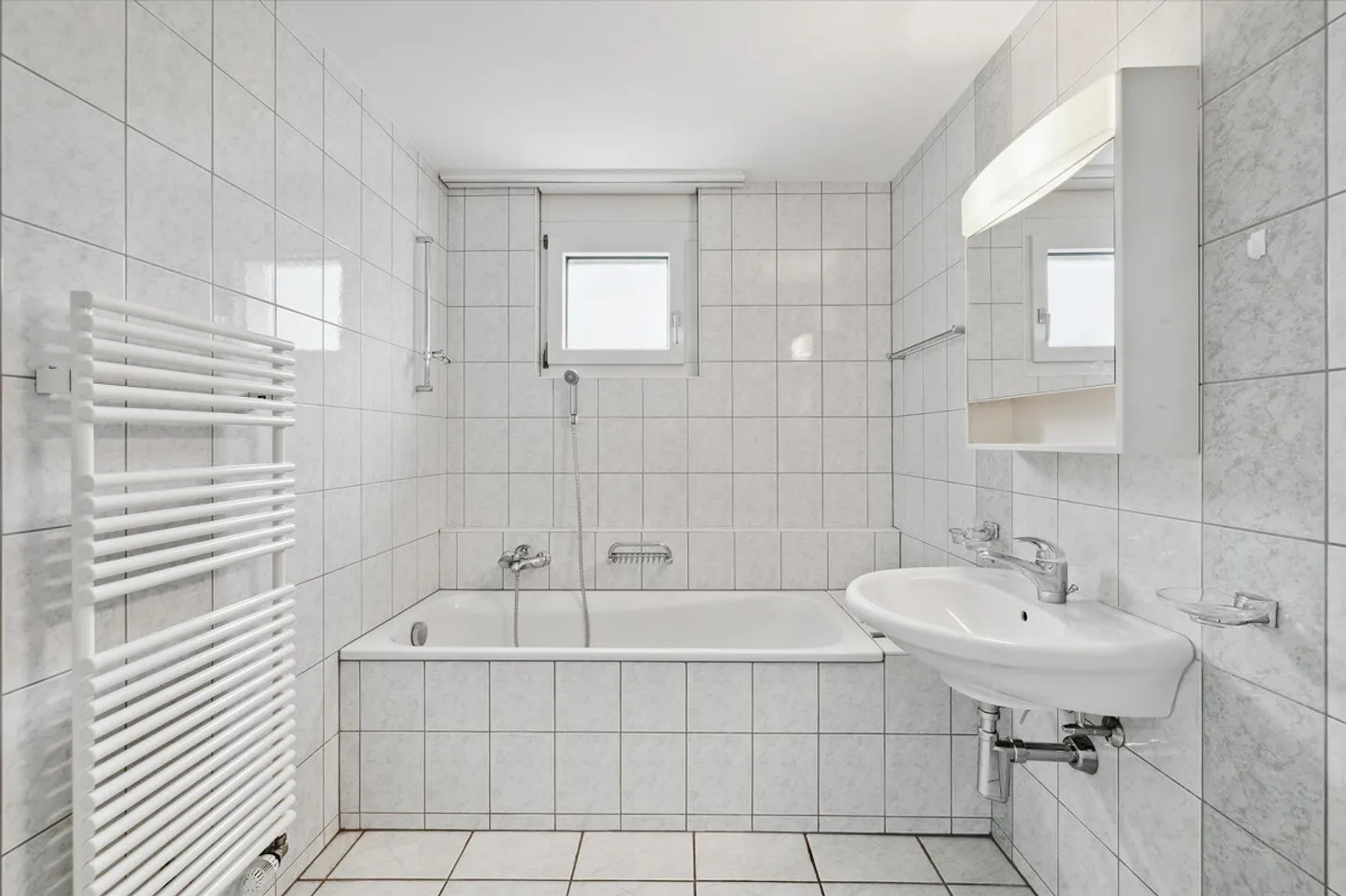 Appartamento in affitto - Foto 5 di 6