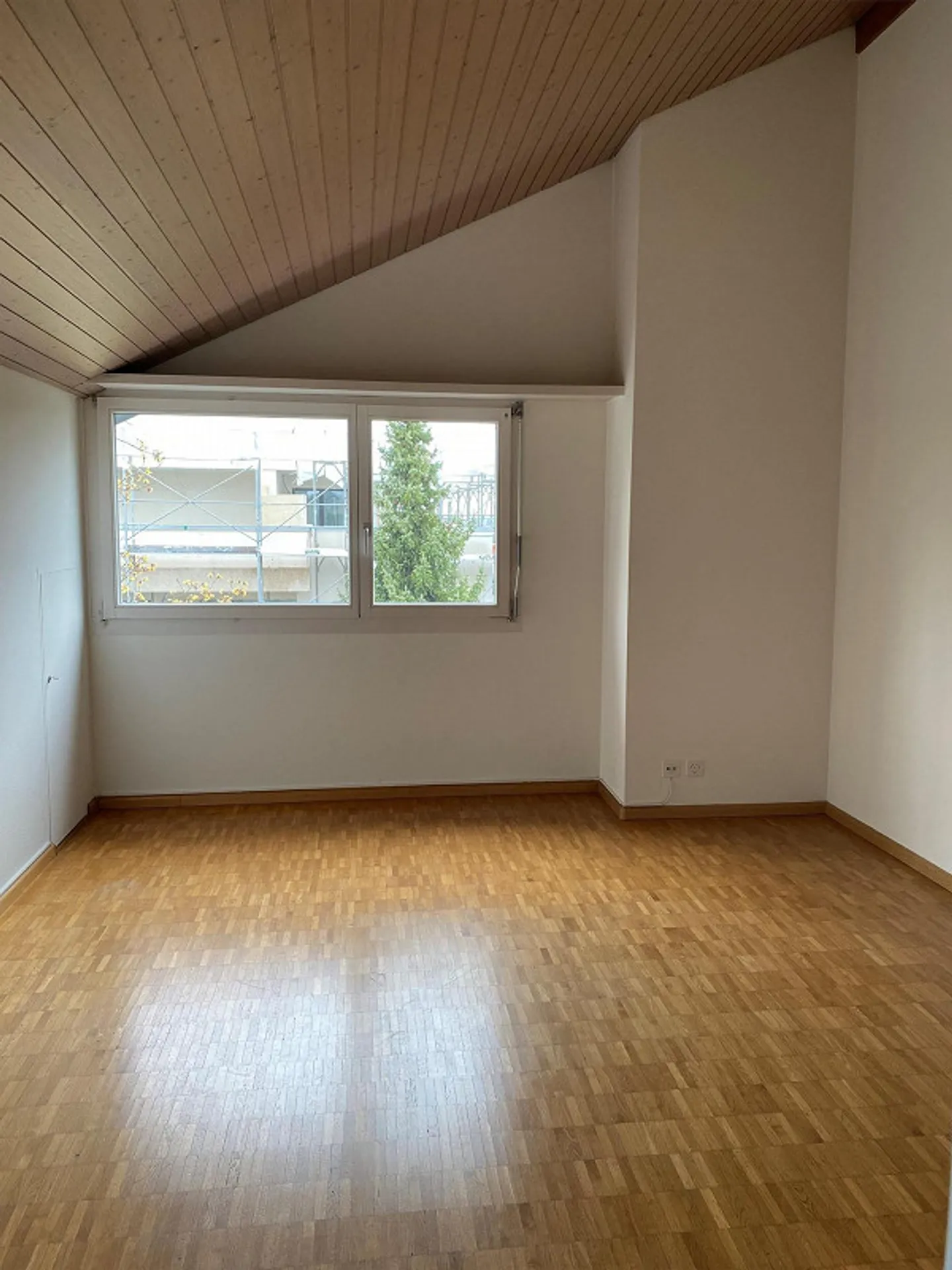 Attico con grande balcone - Foto 5 di 7