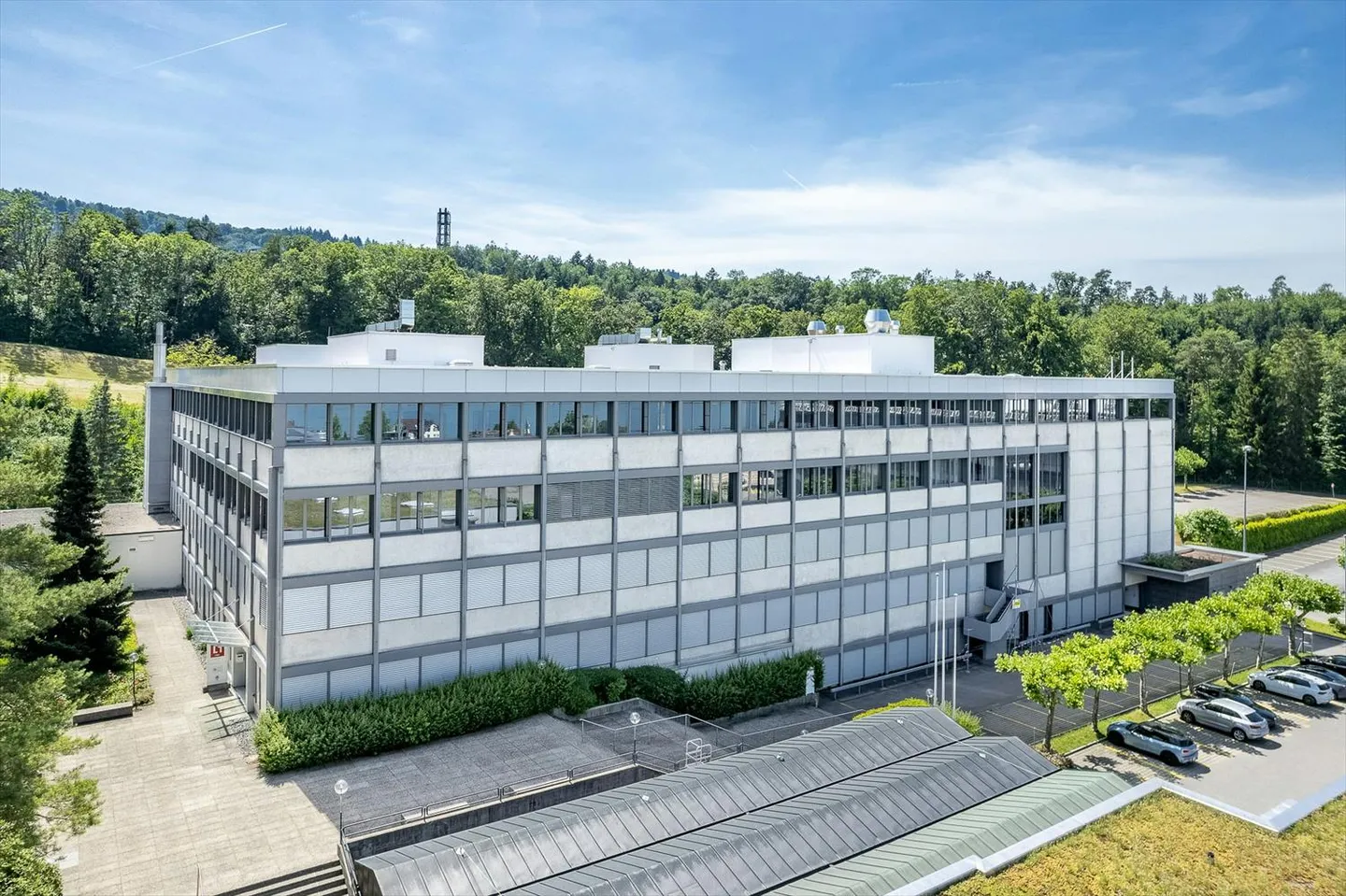 Laboratoires de première classe avec des normes BSL1 et BSL2 au campus Horgen Labs - Photo 1 sur 13