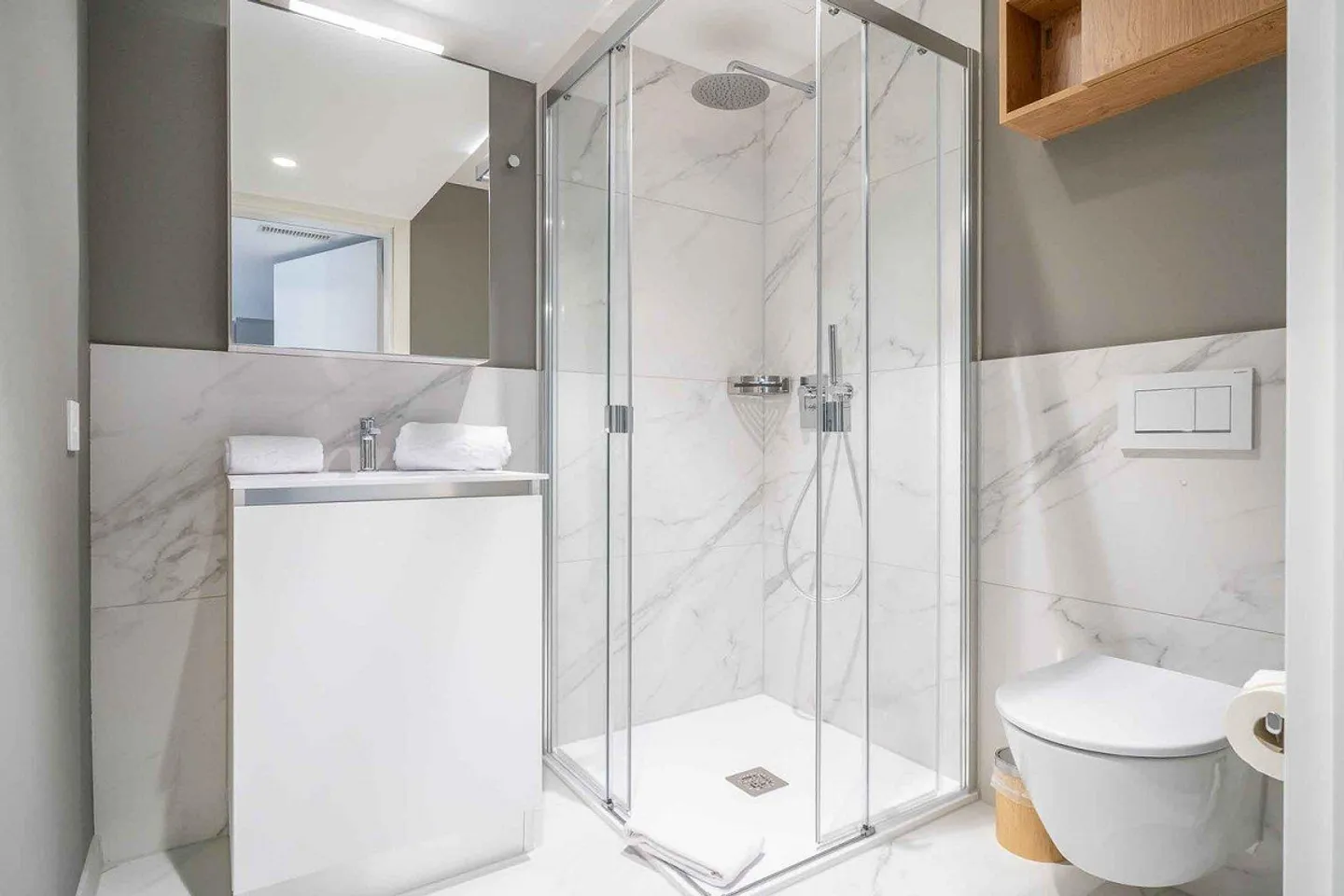 City Pop - Cosy Studio Apartments just next to HB Zürich - Photo 13 of 14