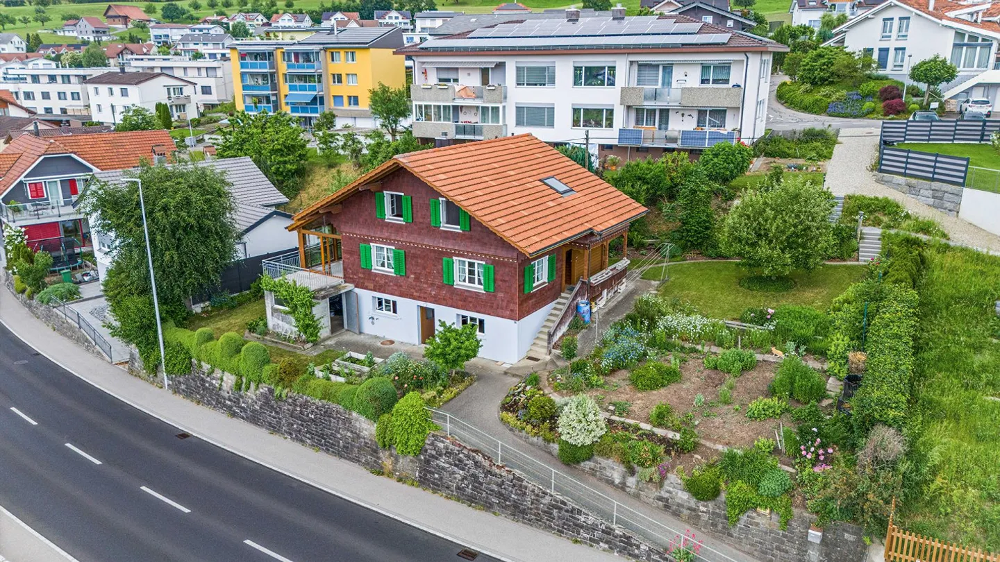 Charmantes Familienhaus mit Wintergarten - Foto 12 von 13