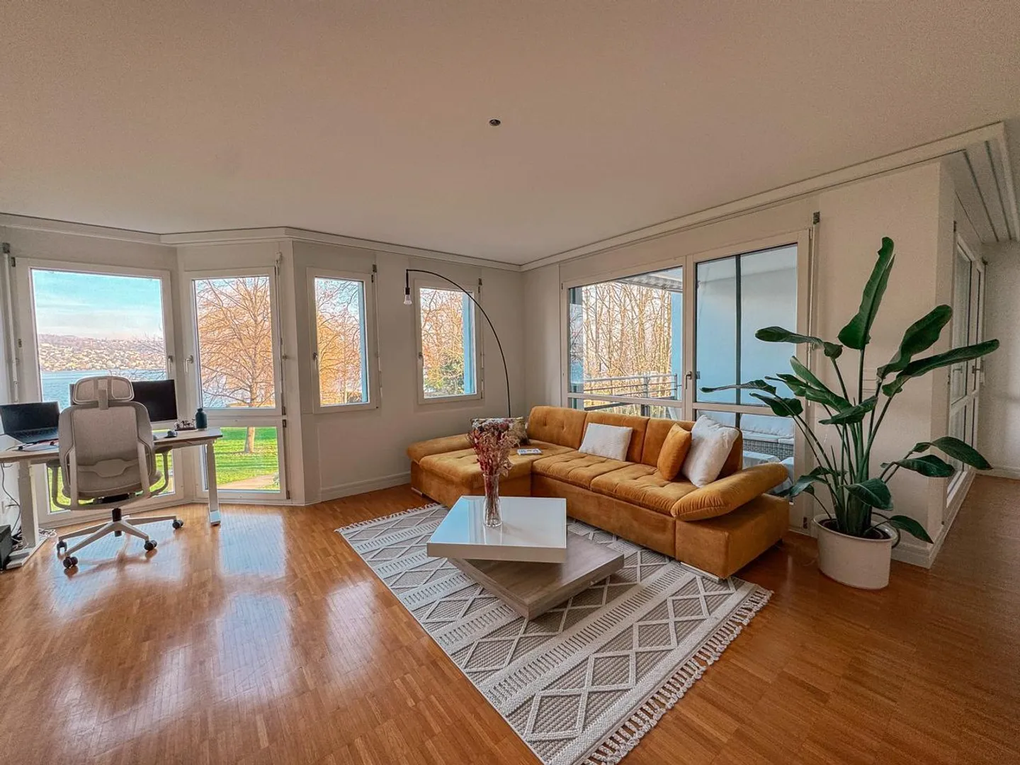 2½ ROOM APARTMENT IN KILCHBERG (ZH), FURNISHED, TEMPORARY - Photo 1 of 10