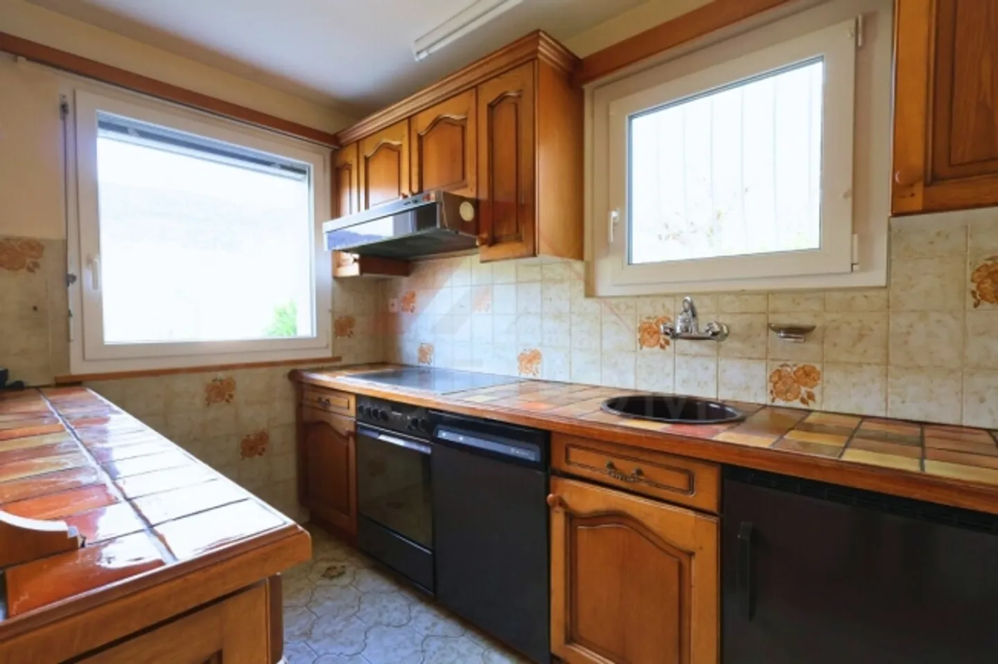 Your haven of peace in Delémont - individual house with 4 bedrooms and landscaped garden - Photo 9 of 20