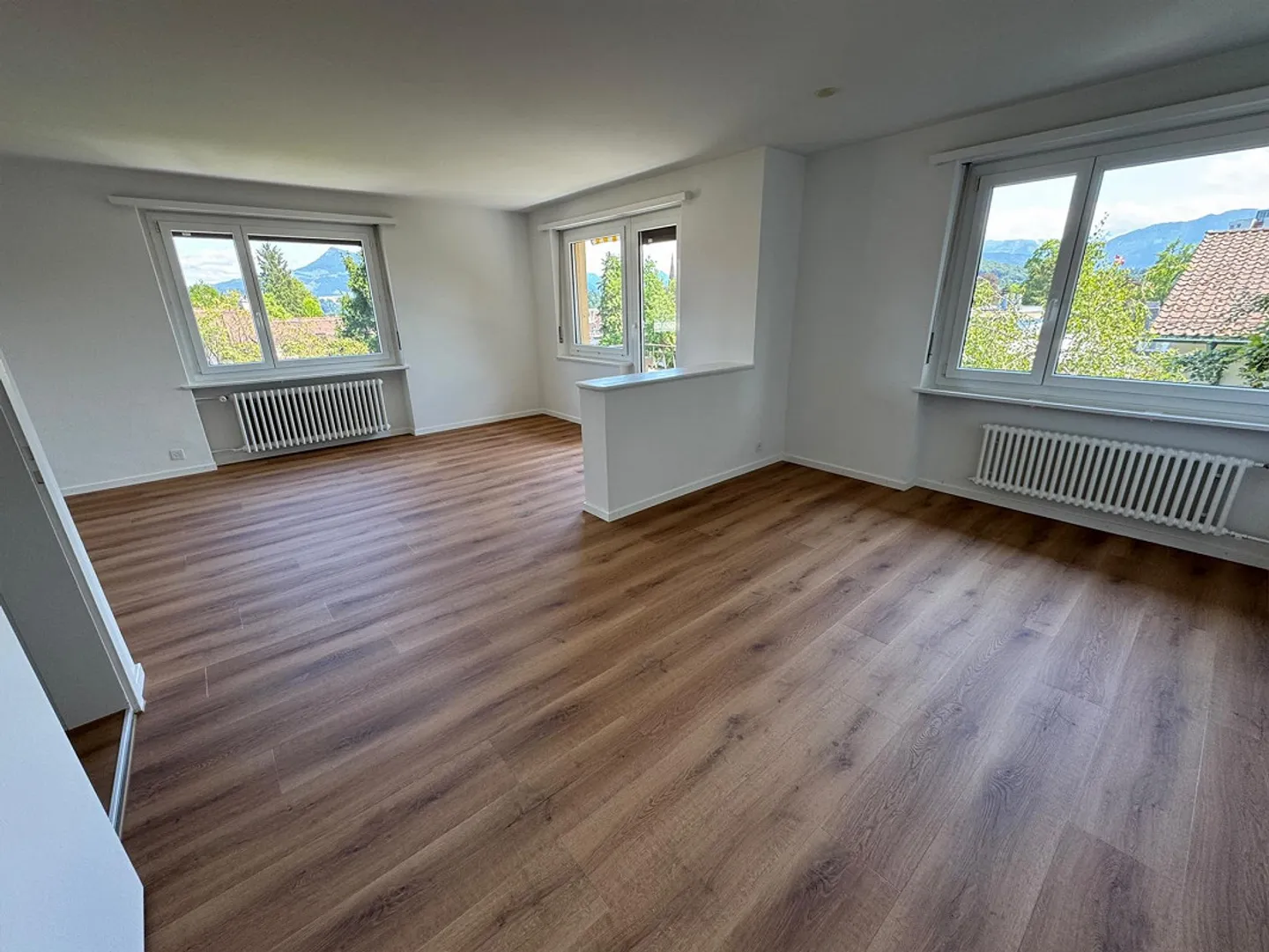 Renovated and spacious 3.5 room apartment in the heart of Lucerne - Photo 2 of 7