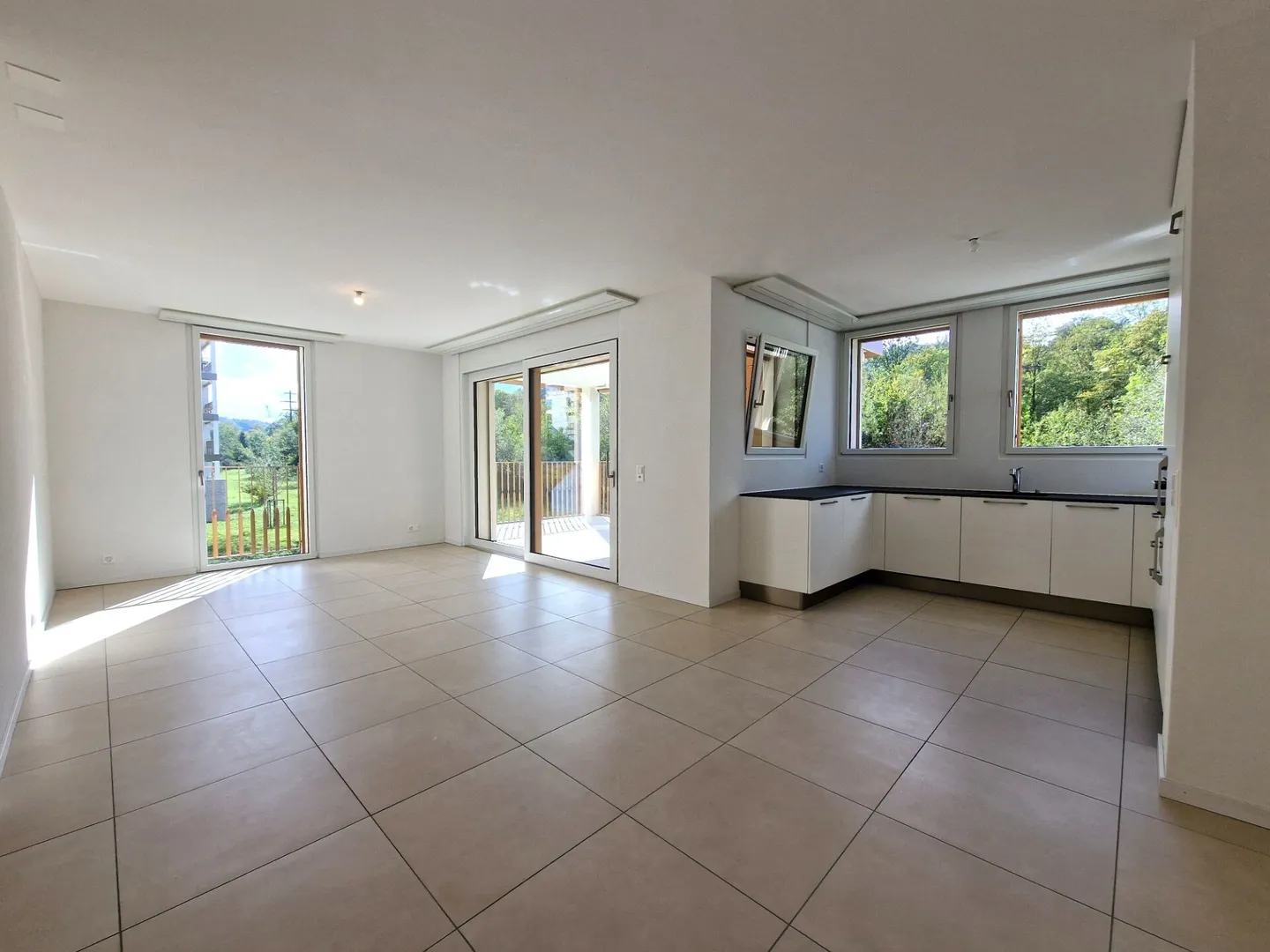 Berges 3 - 4,5-Zimmer-Wohnung im 1. Stock - Foto 1 von 9