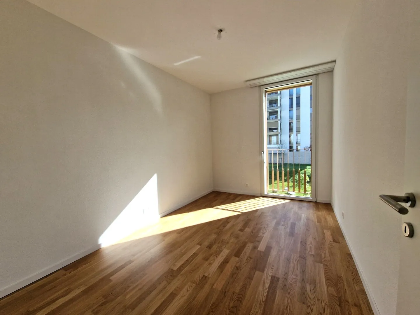 Berges 3 - 4,5-Zimmer-Wohnung im 1. Stock - Foto 7 von 9