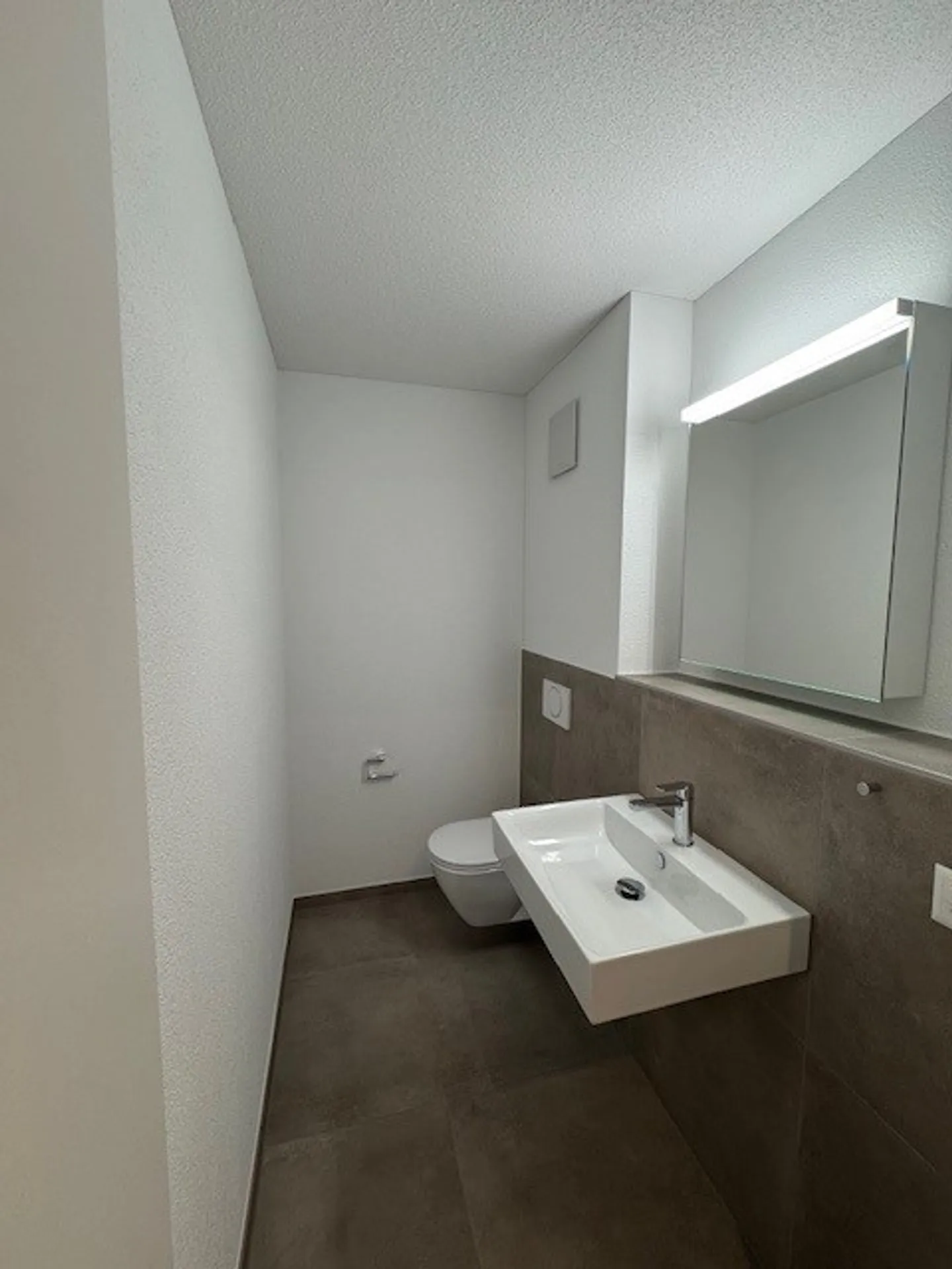 Spring Promotion - Garden Apartment - Photo 7 of 15