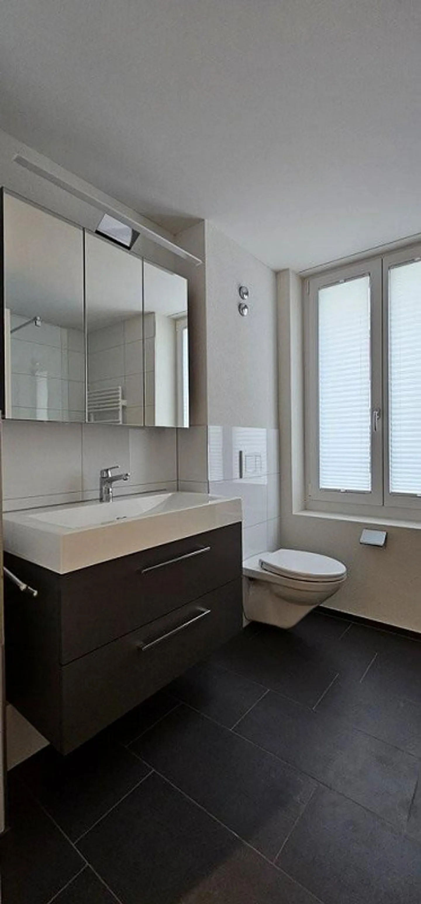 Appartement moderne dans un ancien bâtiment - Près de l'hôpital et de la gare de St. Fiden - Photo 6 sur 6