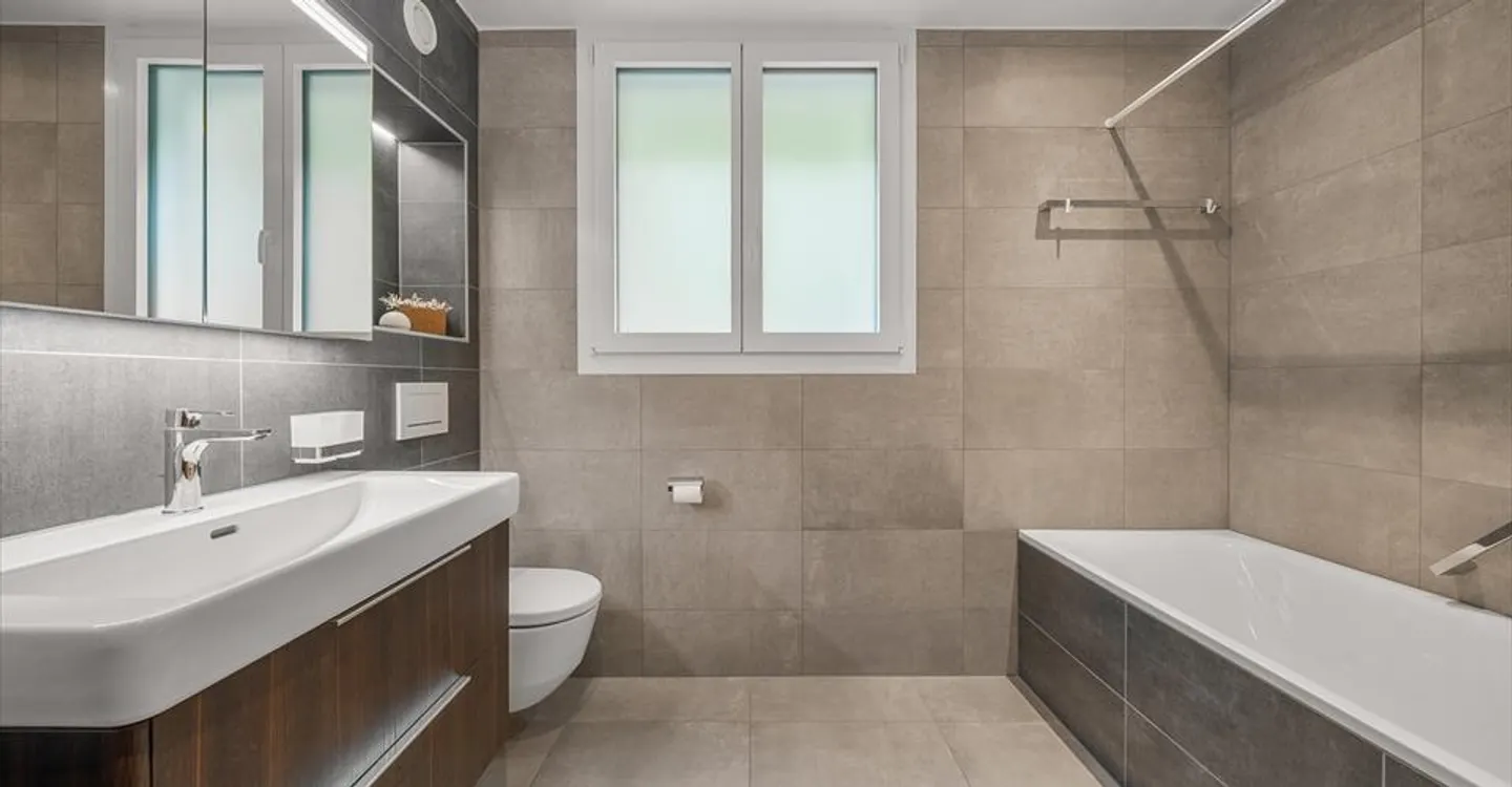Appartement Contemporain avec Jardin - Photo 10 sur 11