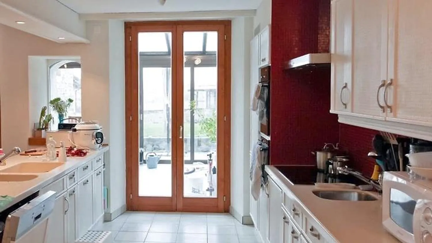 Geräumige Wohnung mit Garten - Foto 2 von 9