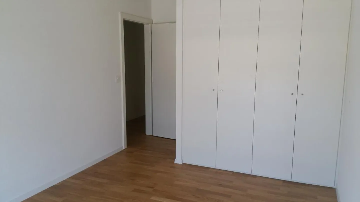 3.5 Room Apartment - Photo 5 of 9