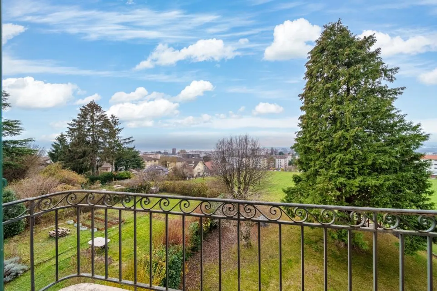 Exklusiv im Herzen von Prilly! - Foto 3 von 10