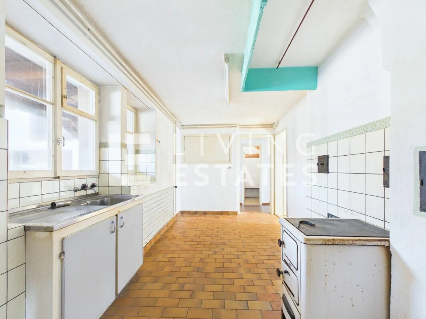 Charming Multi-Family Home - Photo 7 of 19
